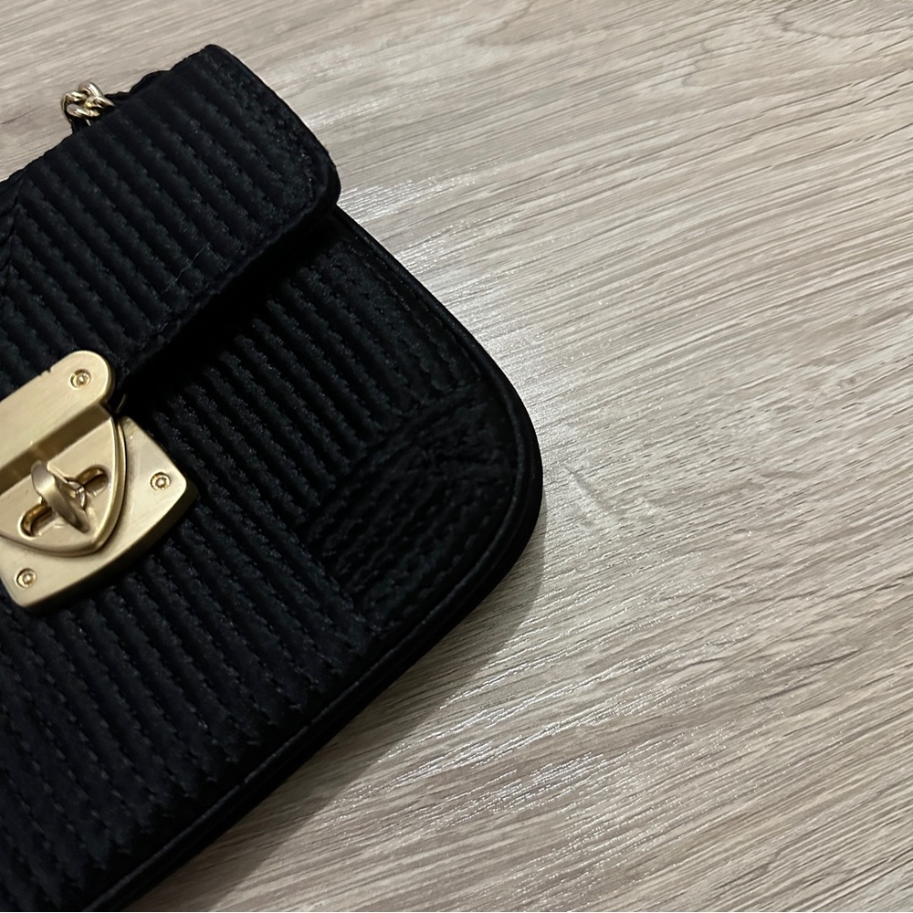 Talbots Black Quilted Sateen Crossbody Mini Wallet Purse - Picture 2 of 10